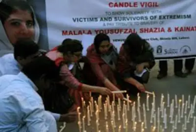 Malala Yousafzai Là Ai? Hành Trình Từ Blogger 11 Tuổi Đến Biểu Tượng Hòa Bình Toàn Cầu