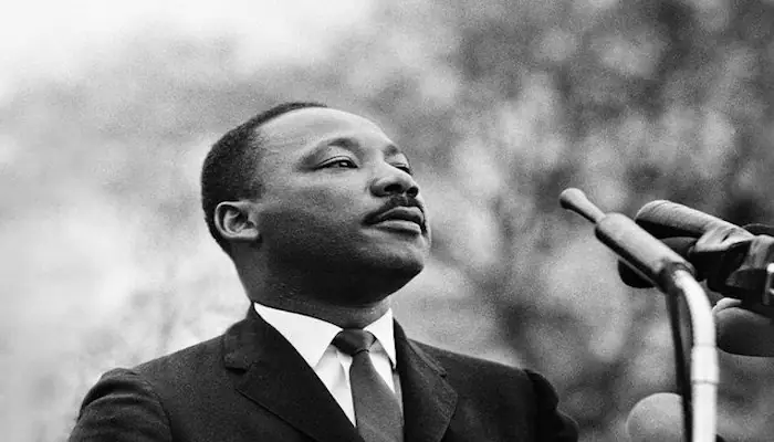 Martin Luther King Jr. Là Ai? Tiểu Sử, Sự Nghiệp Và Di Sản Của Nhà Đấu Tranh Cho Tự Do