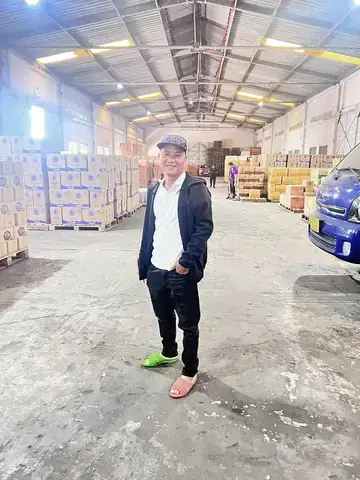 Minh Râu Là Ai: Tiểu Sử, Hành Trình Nghị Lực Và Những Câu Chuyện Lòng Tốt Lay Động Trái Tim