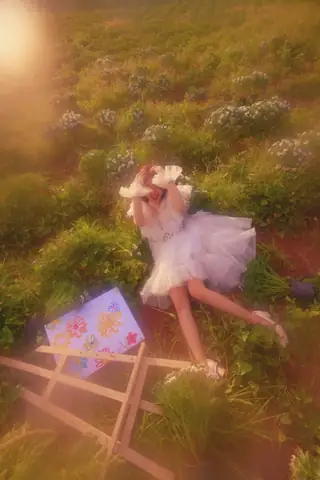 "anh Là Ai" Của Phương Ly: Khám Phá Góc Nhìn Âm Nhạc Và Thông Điệp Đằng Sau