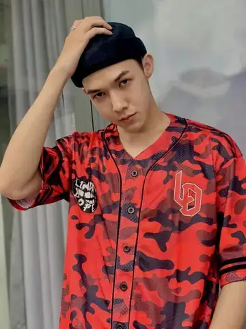 Hoàng Minh "người Ấy Là Ai": Hành Trình Của Sự Dũng Cảm, Tài Năng Và Sống Thật