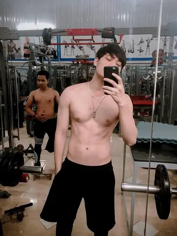 Câu Chuyện Về Cặp Đôi 'người Ấy Là Ai': Hành Trình Tìm Thấy Nhau Giữa Những Lựa Chọn Khó Khăn Câu Chuyện Về Cặp Đôi 'người Ấy Là Ai': Hành Trình Tìm Thấy Nhau Giữa Những Lựa Chọn Khó Khăn