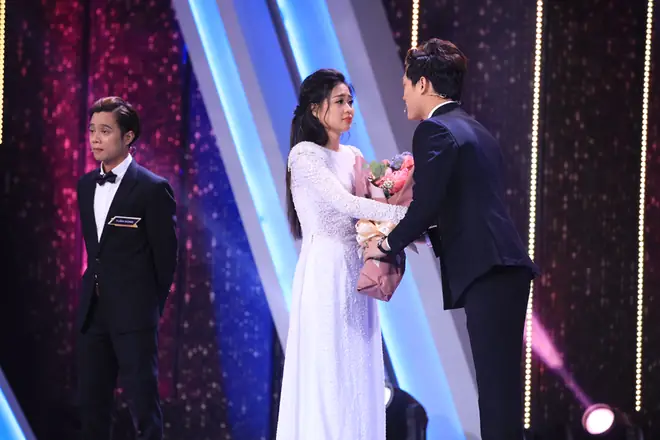 Câu Chuyện Về Cặp Đôi 'người Ấy Là Ai': Hành Trình Tìm Thấy Nhau Giữa Những Lựa Chọn Khó Khăn Câu Chuyện Về Cặp Đôi 'người Ấy Là Ai': Hành Trình Tìm Thấy Nhau Giữa Những Lựa Chọn Khó Khăn