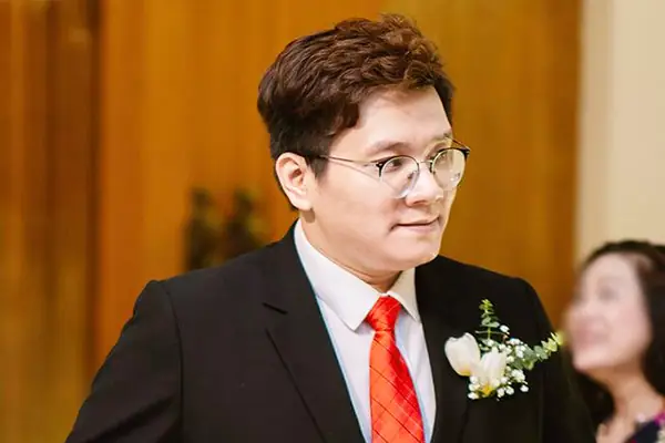 Nhâm Hoàng Khang Là Ai? Hành Trình Từ Coder Giỏi Đến Nhân Vật Gây Sốt Trong Vụ Lùm Xùm Với Bà Nguyễn Phương Hằng Nhâm Hoàng Khang Là Ai? Hành Trình Từ Coder Giỏi Đến Nhân Vật Gây Sốt Trong Vụ Lùm Xùm Với Bà Nguyễn Phương Hằng