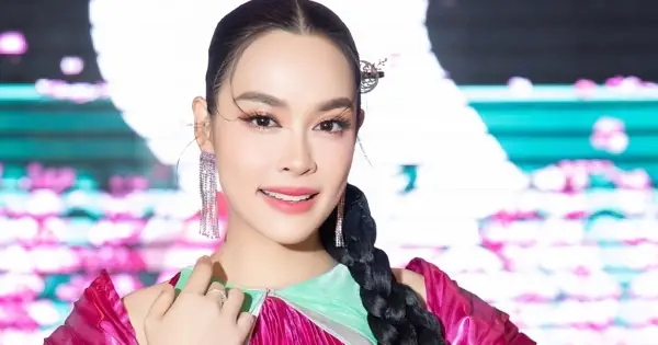 Ngọc Mai O Sen: Hành Trình Từ Giảng Viên Thanh Nhạc Đích Thực Đến Quán Quân The Masked Singer Vietnam