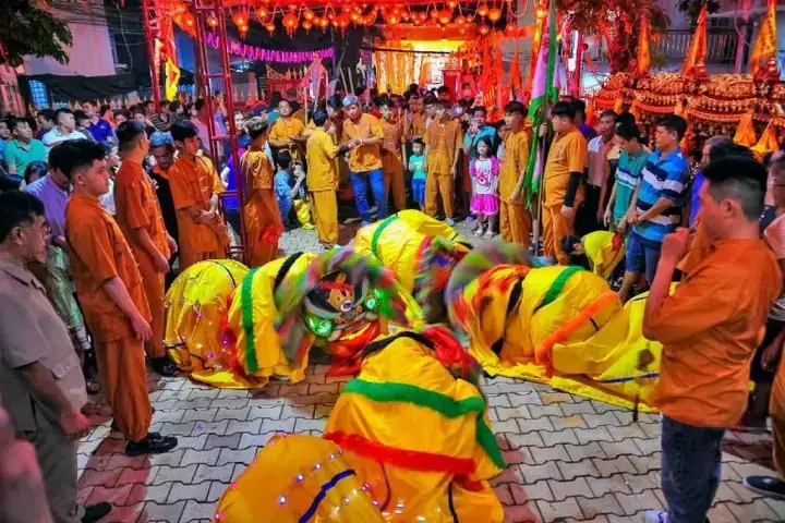 Ông Bổn Cầu Kè Là Ai: Giải Mã Nhân Vật Gây Tranh Cãi Trên Mạng Xã Hội