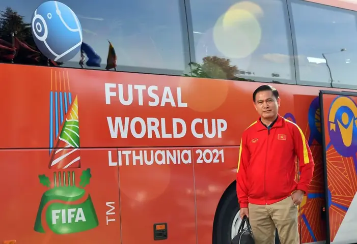 Ông Trần Anh Tú Là Ai? Sự Nghiệp Và Ảnh Hưởng Của Vị Doanh Nhân Trong Làng Bóng Đá Việt Nam