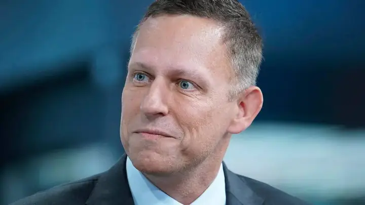 Peter Thiel Là Ai? Tiểu Sử Và Hành Trình Từ Paypal Đến Đế Chế Đầu Tư Tỷ Usd