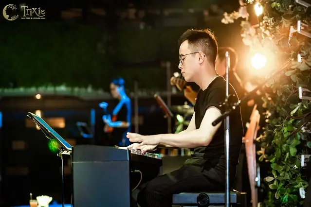 Phạm Đình Thái Ngân: Hành Trình Từ Giọng Ca Indie Đến Ngôi Sao Làn Sóng Mới