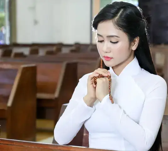 Phương Anh Phương Ý Là Ai? Khám Phá Cặp Song Ca Nghệ Thuật Đầy Triển Vọng Của V-pop Phương Anh Phương Ý Là Ai? Khám Phá Cặp Song Ca Nghệ Thuật Đầy Triển Vọng Của V-pop