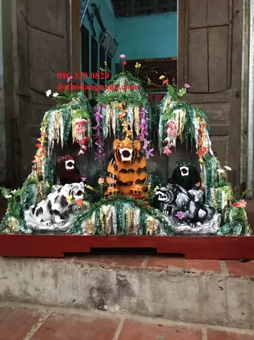 Quan Ngũ Hổ: Vị Thần Trấn Ngũ Phương Trong Hệ Thống Tứ Phủ