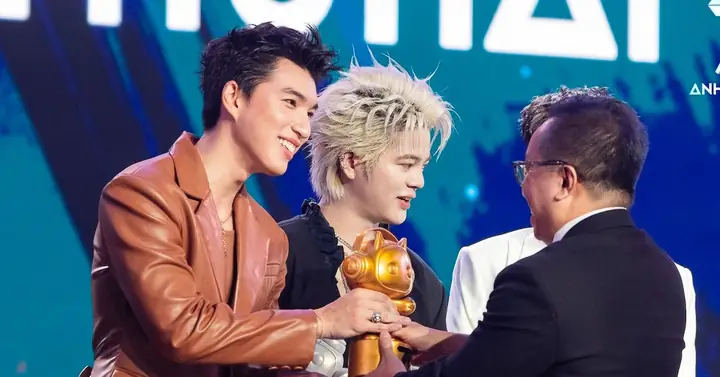 Quán Quân Anh Trai Say Hi Là Ai? Giải Đáp Chi Tiết Về Hiện Tượng Tiktok Quán Quân Anh Trai Say Hi Là Ai? Giải Đáp Chi Tiết Về Hiện Tượng Tiktok