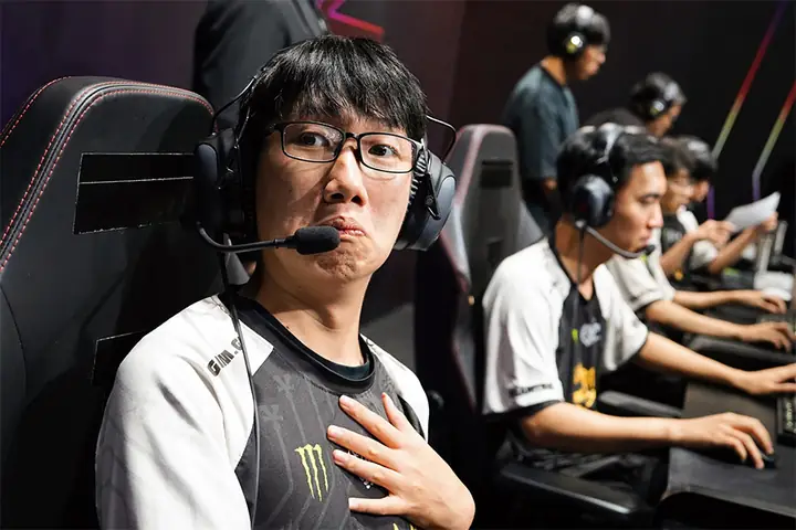 Remind Là Ai? Tiểu Sử Và Hành Trình Từ Game Thủ Chuyên Nghiệp Đến Mc Vcs