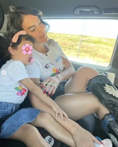 Cristiano Ronaldo Là Ai? Tiểu Sử, Sự Nghiệp Và Đời Tư Của Siêu Sao Bóng Đá