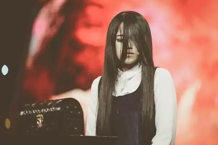 The Sacred Riana Là Ai: Hành Trình Trở Thành Nữ Hoàng Ảo Thuật Kinh Dị Châu Á