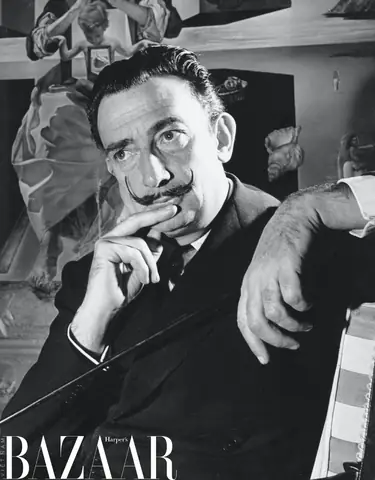 Salvador Dalí Là Ai? Tiểu Sử, Phong Cách Nghệ Thuật Và Di Sản Bất Hủ