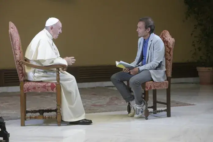 Satan Là Ai? Nguồn Gốc, Bản Chất Và Góc Nhìn Đa Chiều Về Thực Thể Tà Ác