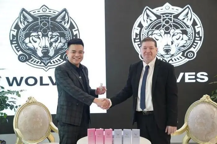 Sơn Sói Là Ai? Tiểu Sử, Sự Nghiệp Và Những Góc Khuất Ít Ai Biết