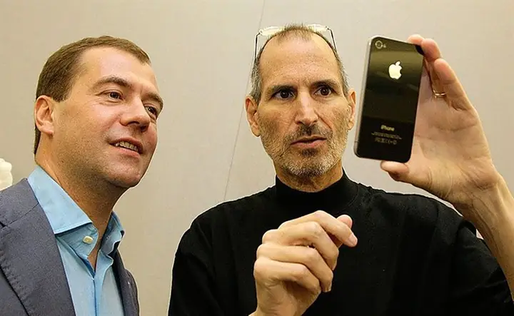 Steve Jobs Là Ai? Tiểu Sử, Sự Nghiệp Và Tầm Ảnh Hưởng Của Huyền Thoại Công Nghệ Steve Jobs Là Ai? Tiểu Sử, Sự Nghiệp Và Tầm Ảnh Hưởng Của Huyền Thoại Công Nghệ