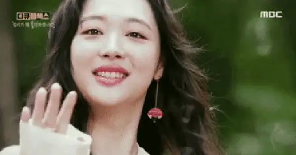 Sulli Là Ai? Hành Trình Từ Biểu Tượng K-pop Đến Câu Chuyện Đầy Xúc Động