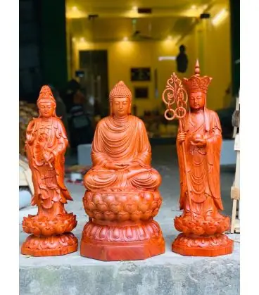 Ta Bà Tam Thánh Là Ai? Những Điều Bạn Cần Biết Về Ba Vị Phật Quan Trọng Trong Phật Giáo