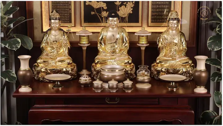 Tây Phương Tam Thánh: Giải Mã Ý Nghĩa Và Hướng Dẫn Bài Trí Bàn Thờ Chuẩn Tâm Linh