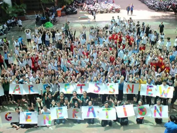 Ten Lơ Man Là Ai? Nguồn Gốc, Ý Nghĩa Và Vai Trò Trong Văn Hóa Việt