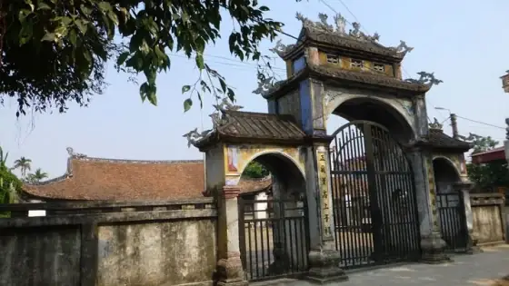 Hòa Thượng Thích Quảng Đức: Tiểu Sử, Sự Nghiệp Và Tấm Gương Vị Pháp Thiêu Thân