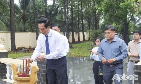 Nguyễn Hữu Huân: Tiểu Sử, Sự Nghiệp Và Di Sản Của Thủ Khoa Yêu Nước Cuối Thế Kỷ Xix