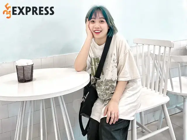 Tiểu Màn Thầu Là Ai? Hành Trình Từ Sinh Viên Đến Hot Tiktoker Ẩm Thực Triệu View Tiểu Màn Thầu Là Ai? Hành Trình Từ Sinh Viên Đến Hot Tiktoker Ẩm Thực Triệu View