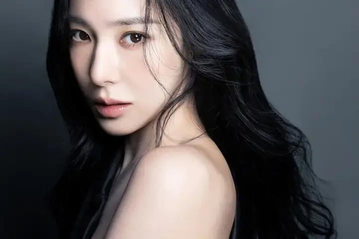 Tiffany Young Là Ai? Hành Trình Từ Thành Viên Snsd Đến Ngôi Sao Quốc Tế