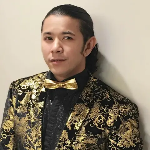 Giải Mã "tôi Là Ai Em Là Ai": Những Suy Ngẫm Về Bản Ngã Và Tình Yêu Trong Bản Nhạc Rock Trữ Tình Của Lê Quang Giải Mã "tôi Là Ai Em Là Ai": Những Suy Ngẫm Về Bản Ngã Và Tình Yêu Trong Bản Nhạc Rock Trữ Tình Của Lê Quang