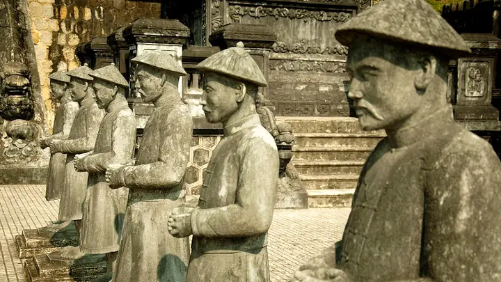 Câu Chuyện Cuộc Đời Tống Thị Lý: Từ Bé Gái Xứ Quảng Bán Rau Đến Doanh Nhân Truyền Cảm Hứng