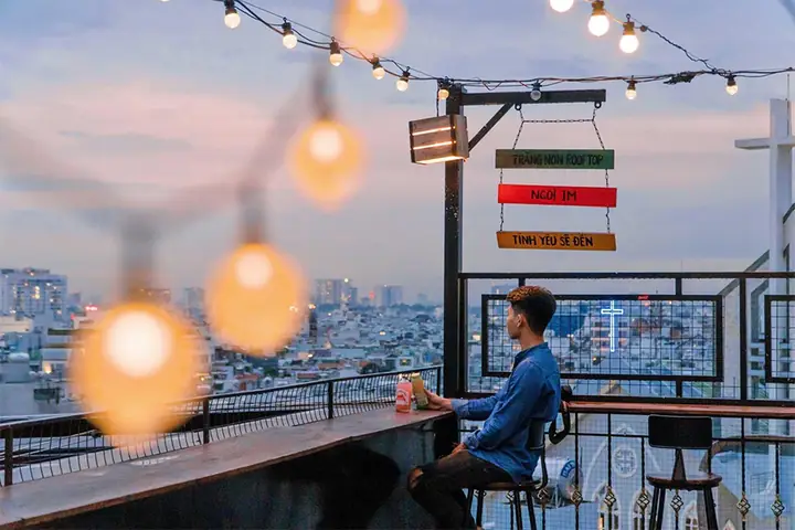 Chú Ý Ánh Sáng Và Âm Nhạc