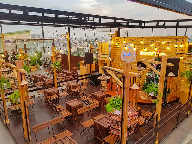 Thiết Kế Nội Thất Phù Hợp Với Không Gian Đặc Thù Của Quán