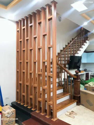 Thanh Lam Hộp Vách Cầu Thang Giật Cấp Lh7 Đẹp Hiện Đại 2025