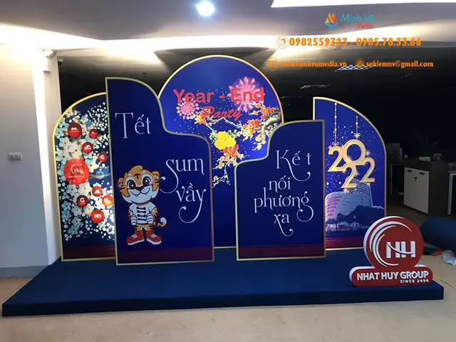 Các Mẫu Trang Trí Cửa Kính 8/3 Là Gì?