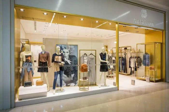 Trang Trí Mặt Tiền Shop Thật Thu Hút