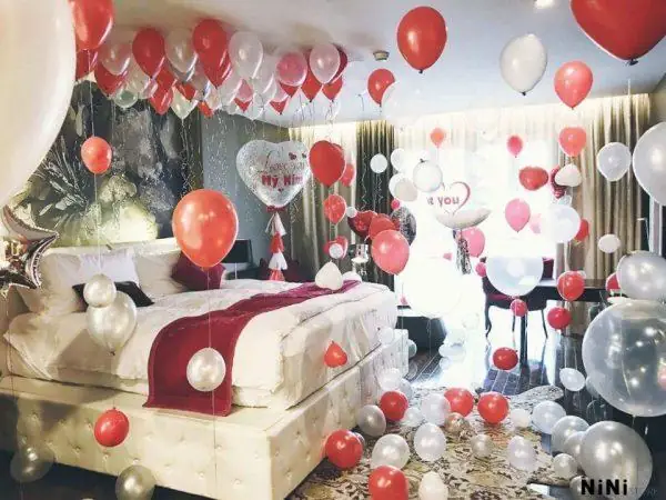 Các Mẫu Trang Trí Giường Cưới Bằng Bóng Bay Nào Đang Được Ưa Chuộng?