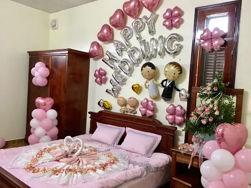 Các Mẫu Trang Trí Giường Cưới Bằng Bóng Bay Nào Đang Được Ưa Chuộng?