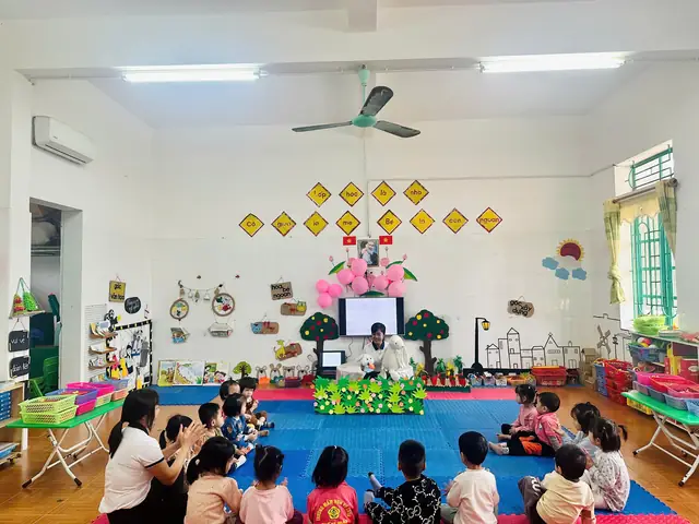 Trường Mầm Non Vũ Lăng Sôi Nổi Các Hoạt Động Chào ...