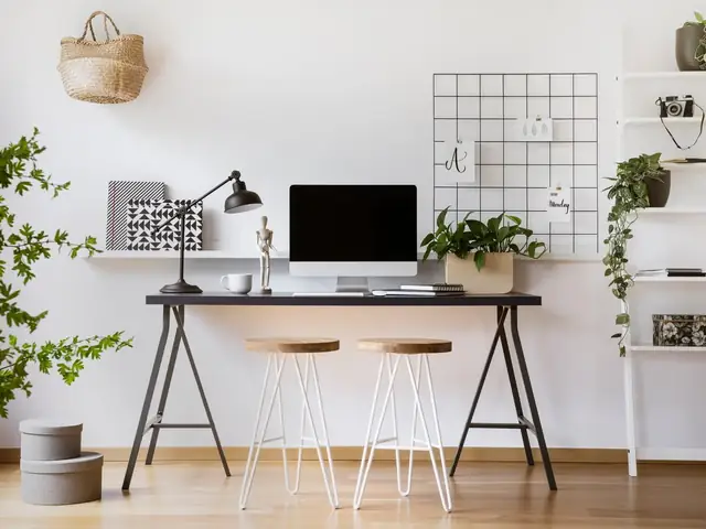 Trang Trí Góc Học Tập Tại Nhà Đầy Đủ Ánh Sáng