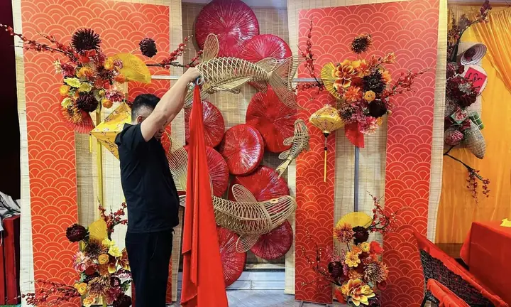 Trang Trí Không Gian Tết Cho Vợ 'sống Ảo' - Báo Vnexpress Đời Sống