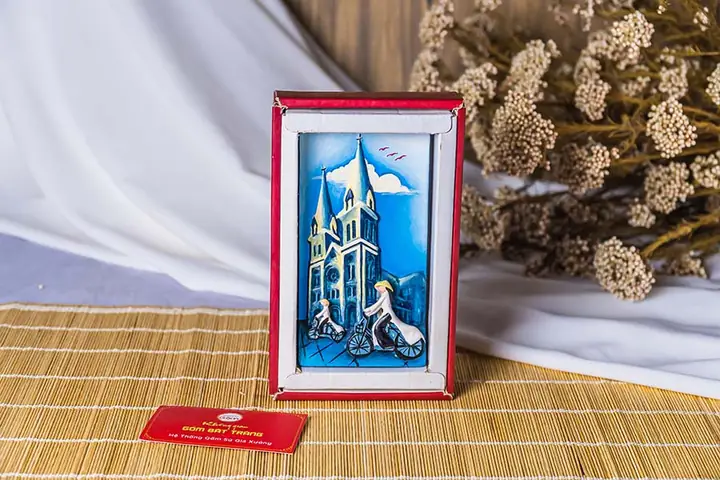 Gốm Sứ Trang Trí Làm Đẹp Không Gian Sống Của Bạn