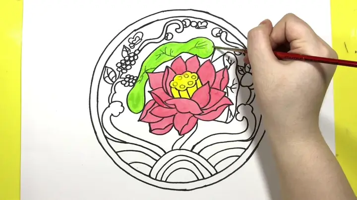 Vẽ Trang Trí Đĩa Tròn Hình Hoa Sen Như Thế Nào?