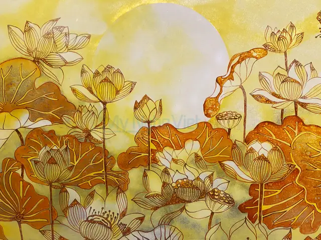 Vẽ Trang Trí Đĩa Tròn Hình Hoa Sen Như Thế Nào?