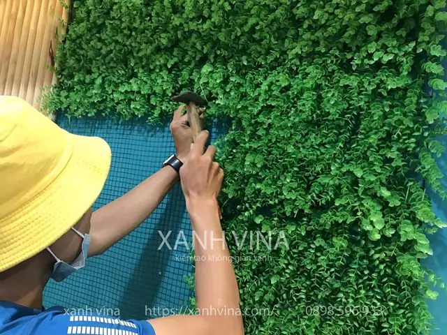 Kinh Nghiệm Tự Trang Trí Tường Cây Giả Đẹp Siêu Dễ