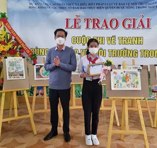 Hình Ảnh Cho Vẽ Tranh Trang Trí Hội Trường Ngày 20-11: