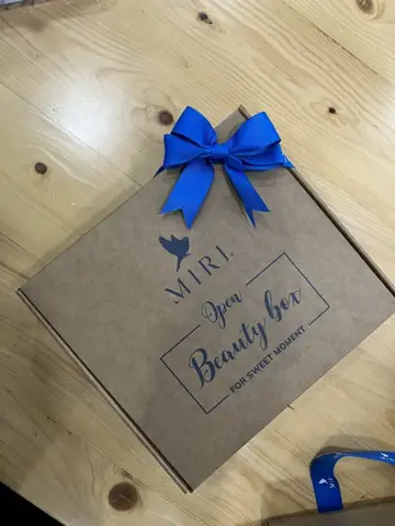 Một Số Cách Trang Trí Hộp Quà Bằng Dây Ruy Băng Đơn Giản, Đẹp Và Thu Hút Bạn Có Thể Tham Khảo Nhé !