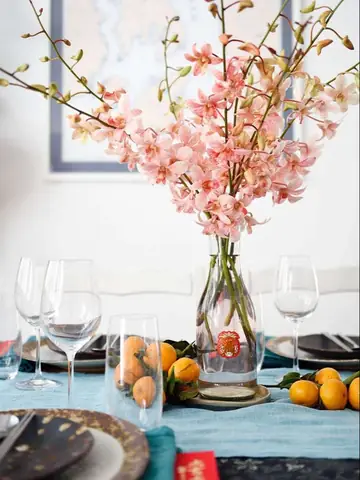 Cách Trang Trí Lọ Hoa Ngày Tết Để Tô Điểm Cho Phòng Khách?